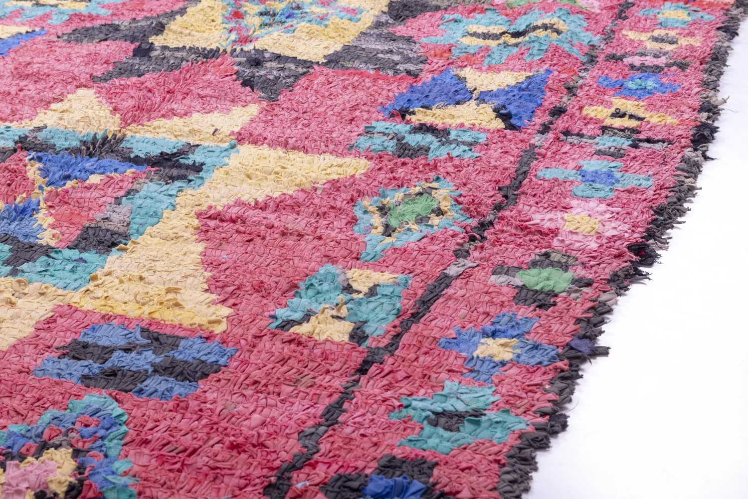 Berberyjskie Dywany Boucherouite Z Maroka 225 x 135 cm