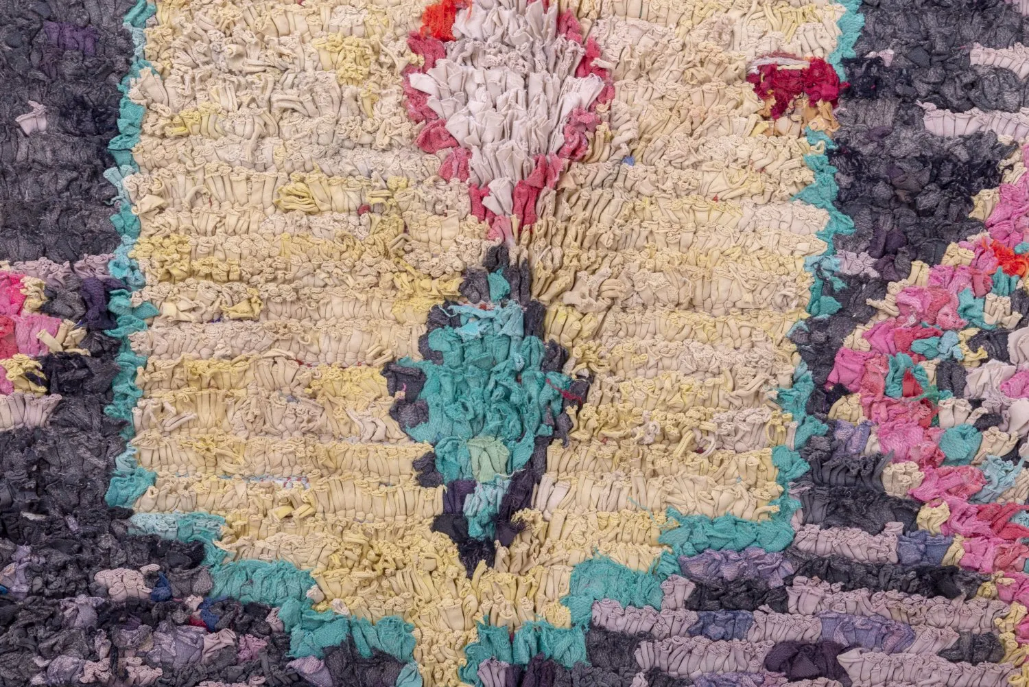 Berberyjskie Dywany Boucherouite Z Maroka 240 x 155 cm