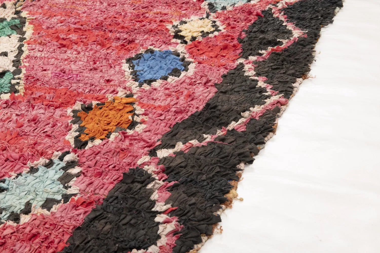 Berberyjskie Dywany Boucherouite Z Maroka 270 x 170 cm
