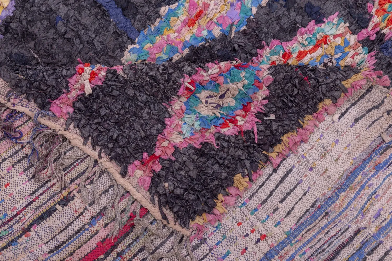 Berberyjskie Dywany Boucherouite Z Marokaa 260 x 145 cm