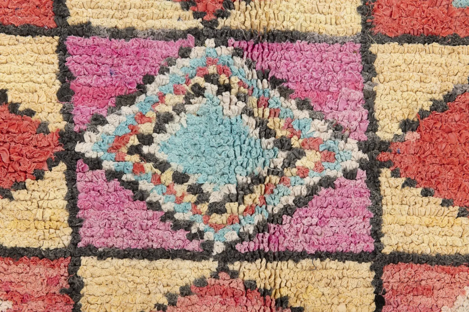 Berberyjskie Dywany Boucherouite Z Maroka 275 x 130 cm