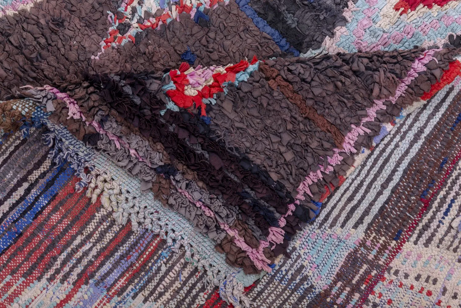 Berberyjskie Dywany Boucherouite Z Maroka 270 x 150 cm