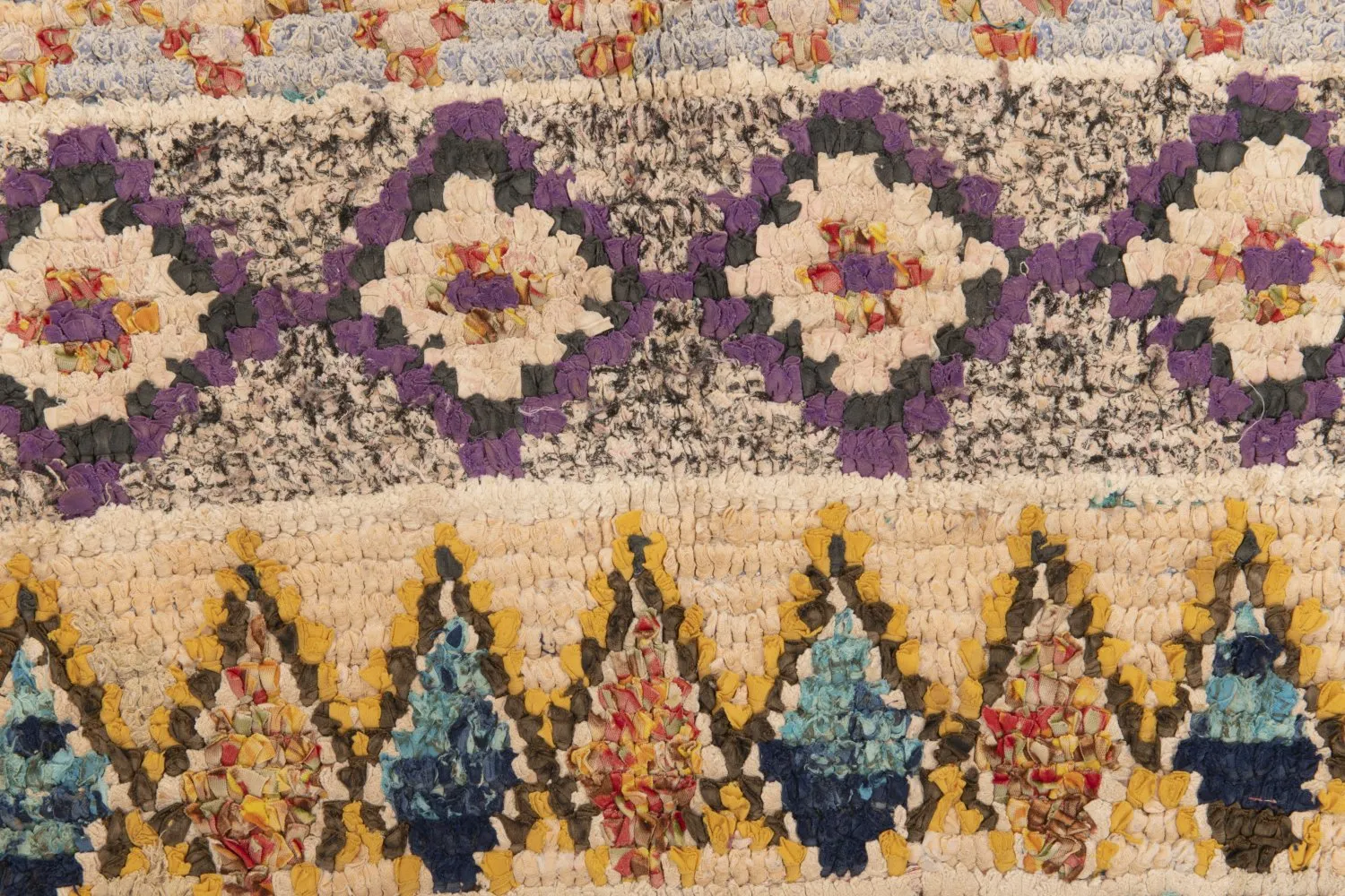 Berberyjskie Dywany Boucherouite Z Maroka 195 x 115 cm