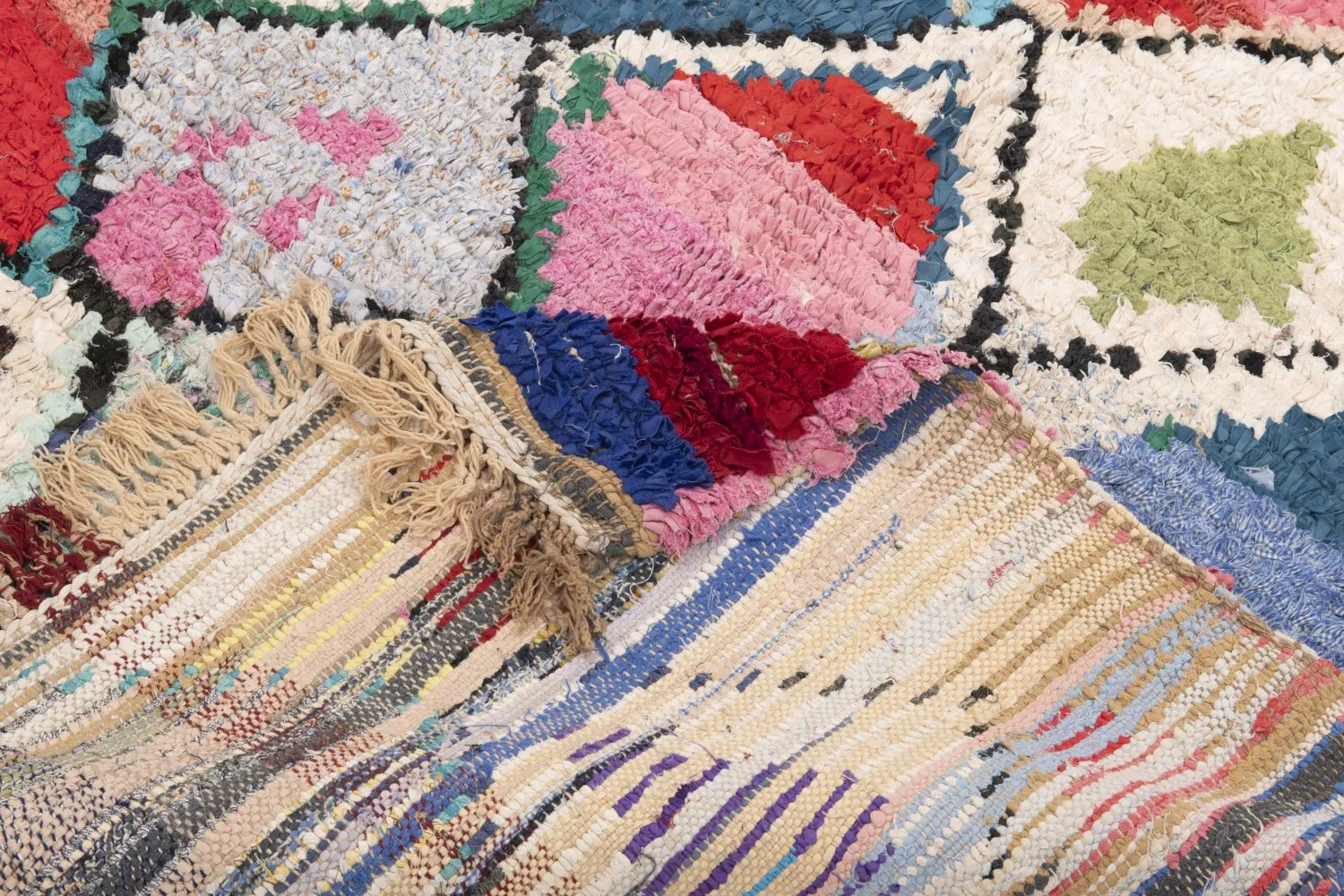 Berberyjskie Dywany Boucherouite Z Maroka 195 x 165 cm