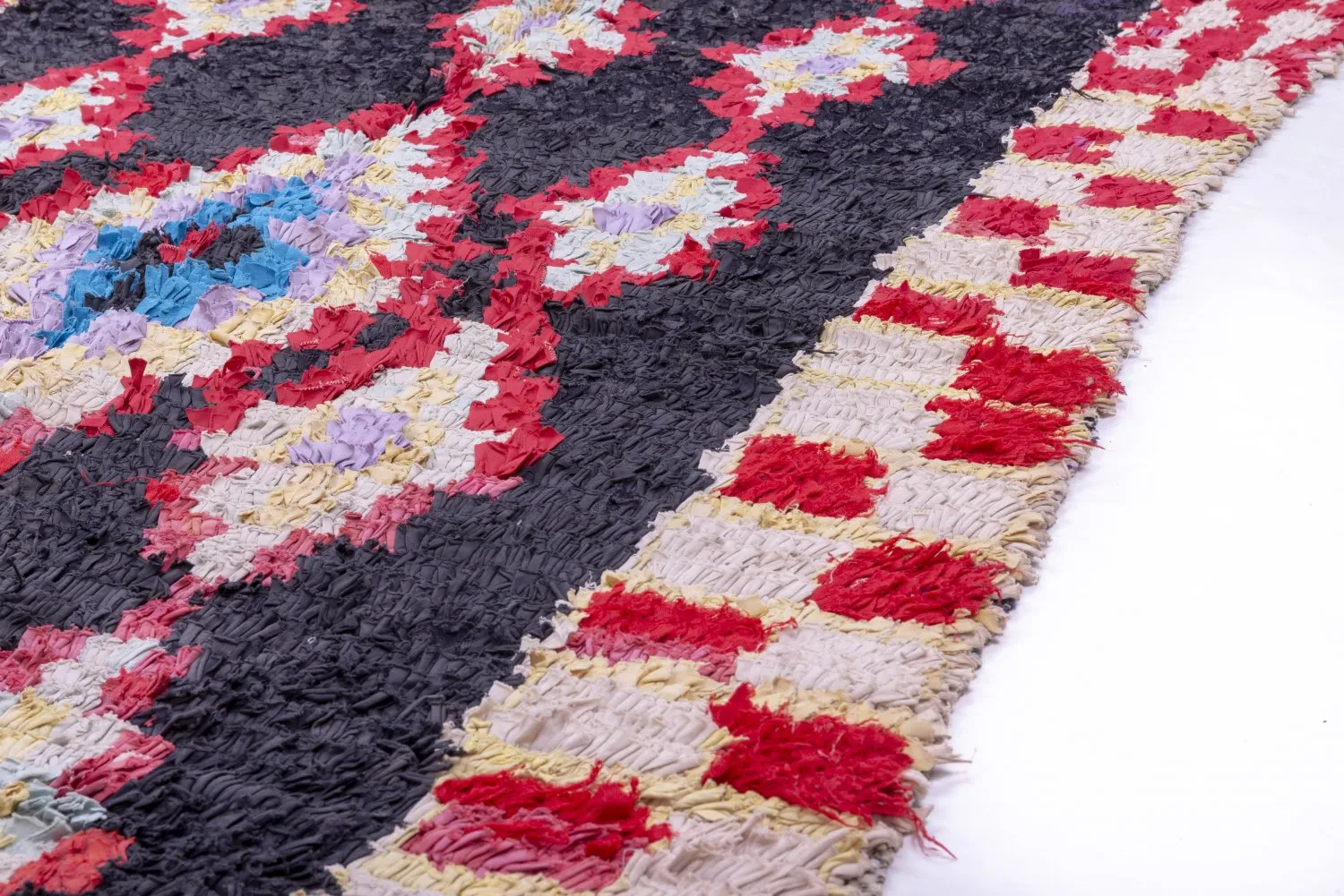 Berberyjskie Dywany Boucherouite Z Maroka 235 x 130 cm