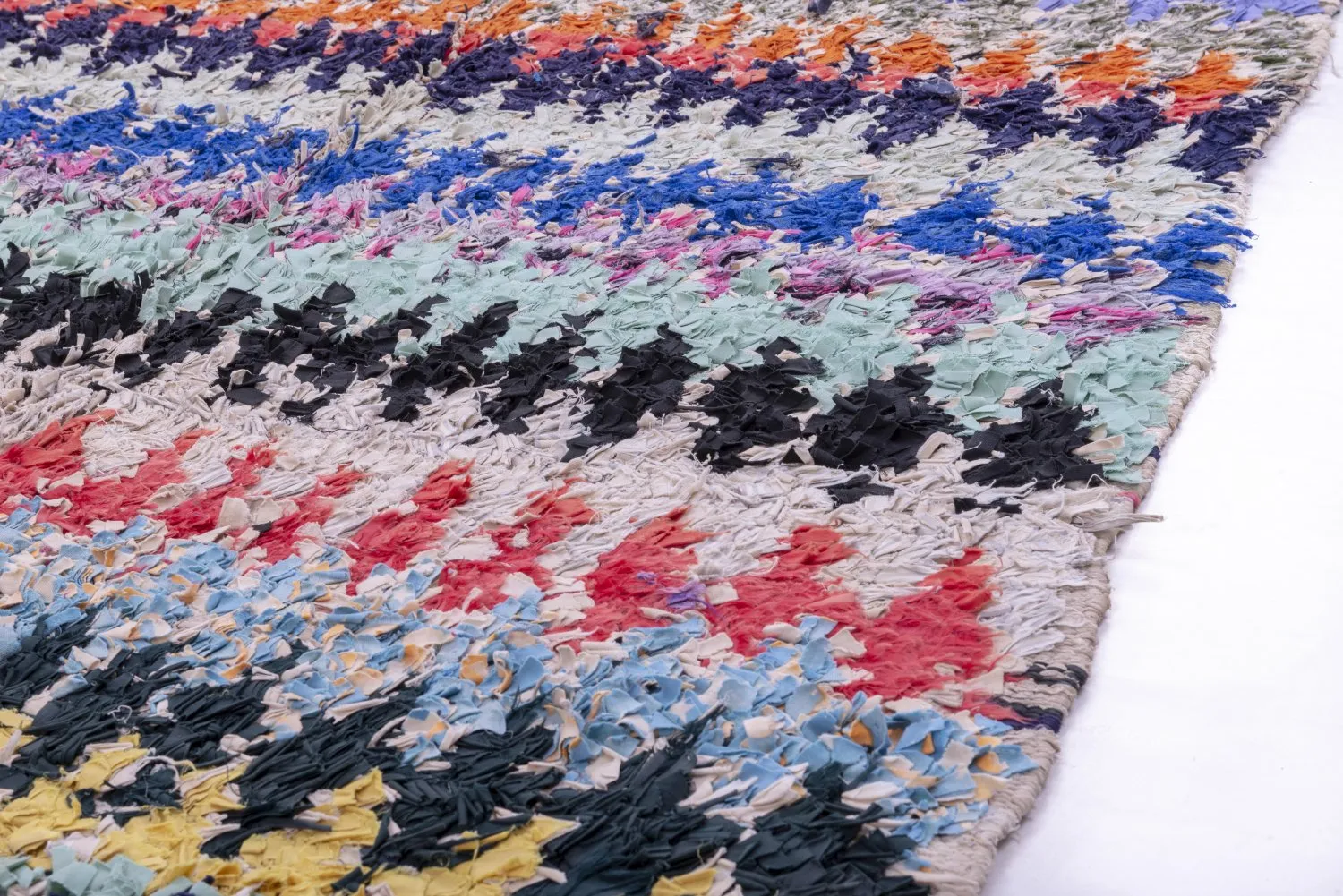 Berberyjskie Dywany Boucherouite Z Maroka 230 x 125 cm