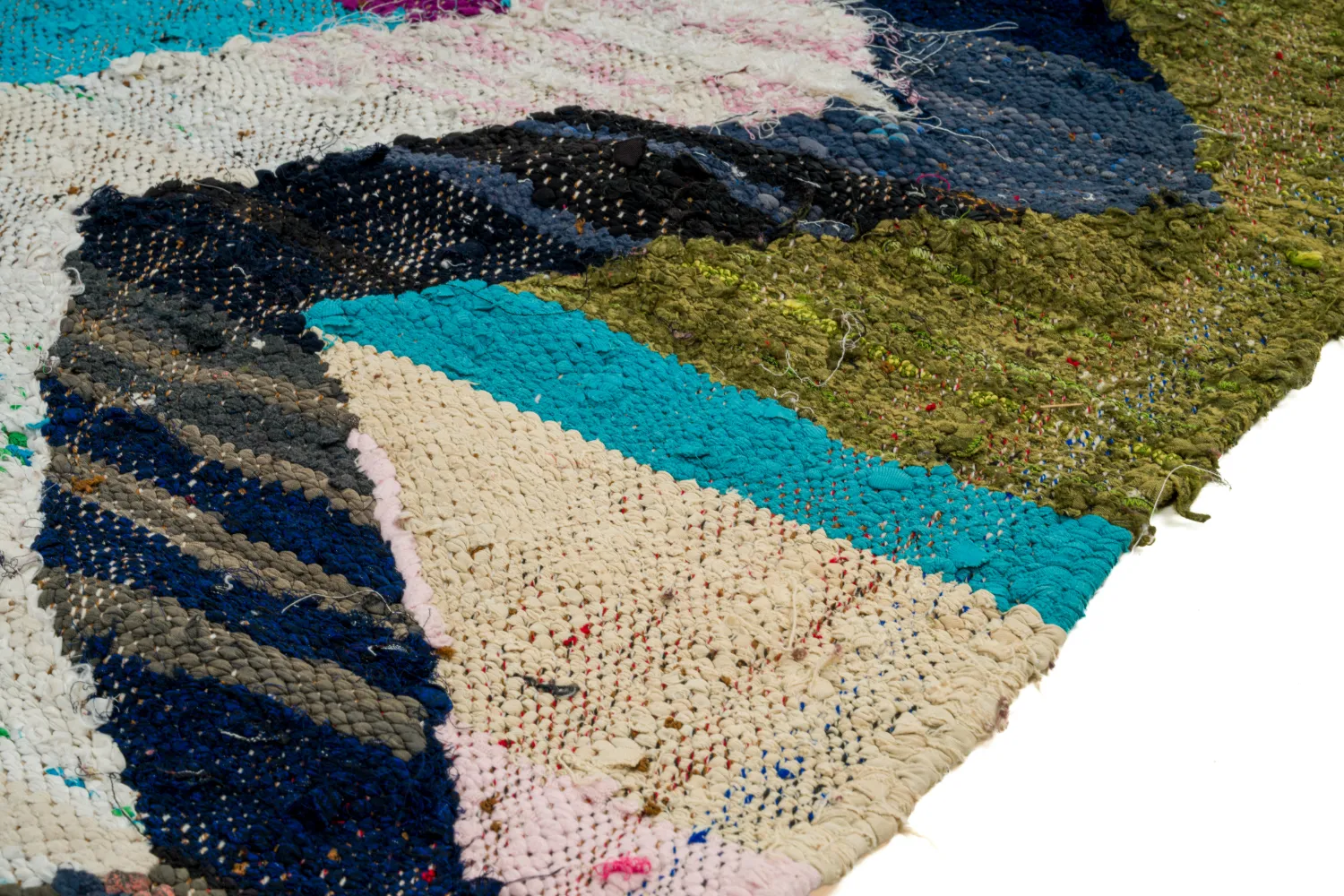 Berberyjskie Dywany Boucherouite Z Maroka 135 x 230 cm