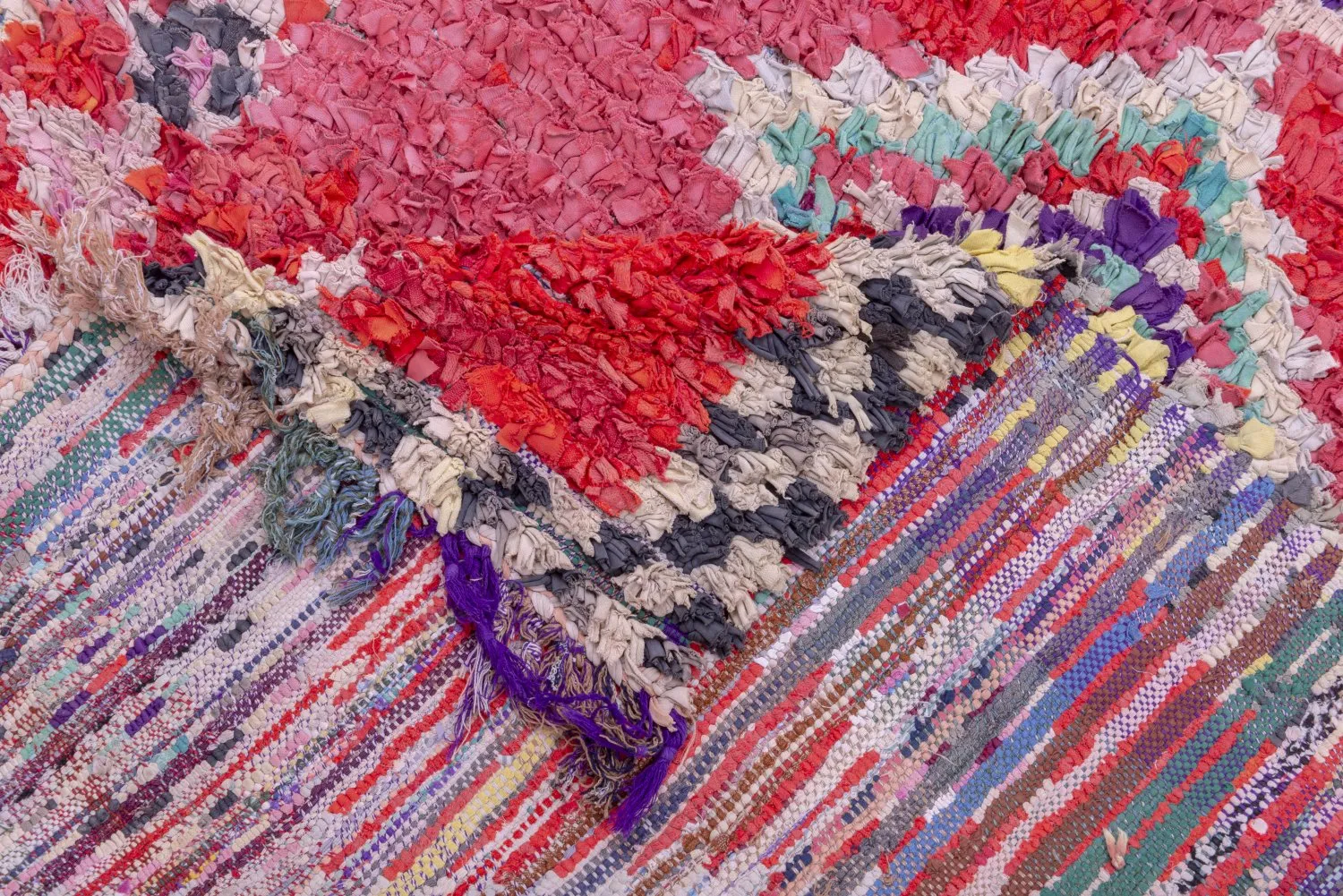 Berberyjskie Dywany Boucherouite Z Maroka 220 x 125 cm