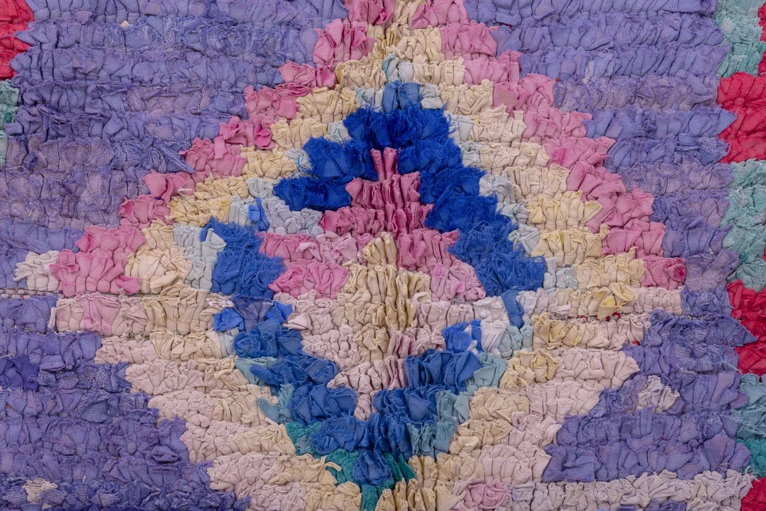 Berberyjskie Dywany Boucherouite Z Maroka 225 x 125 cm