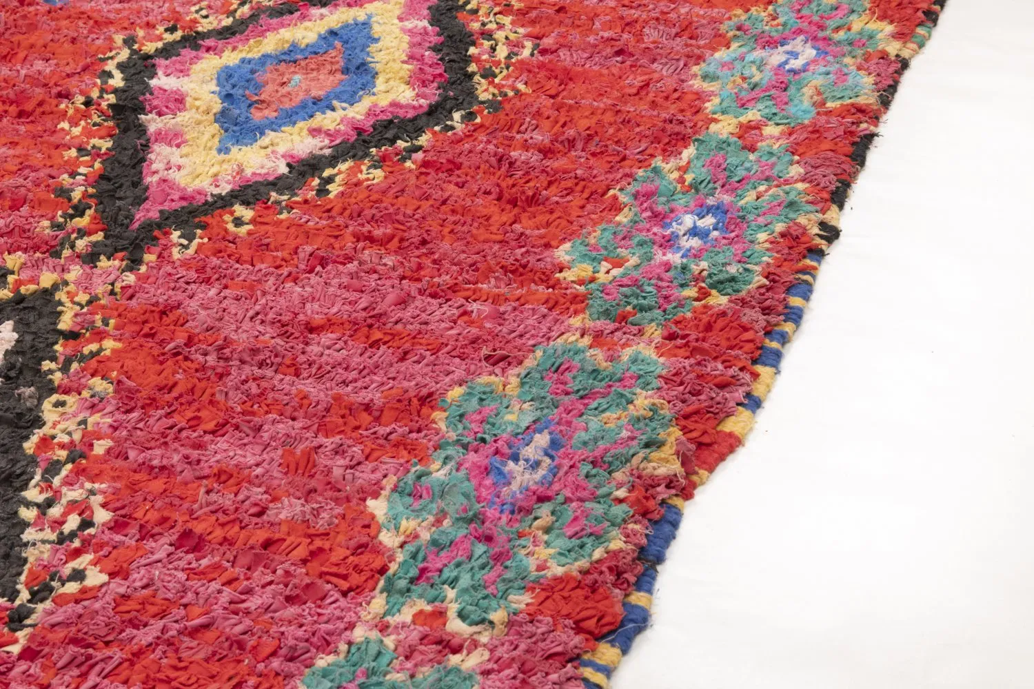 Berberyjskie Dywany Boucherouite Z Maroka 225 x 165 cm