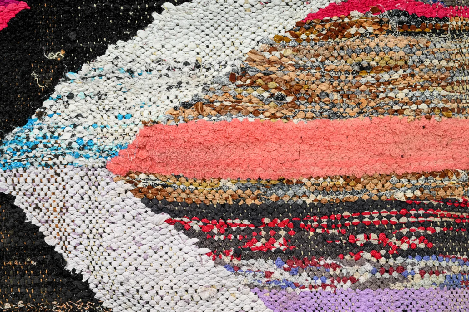 Berberyjskie Dywany Boucherouite Z Maroka 140 x 245 cm