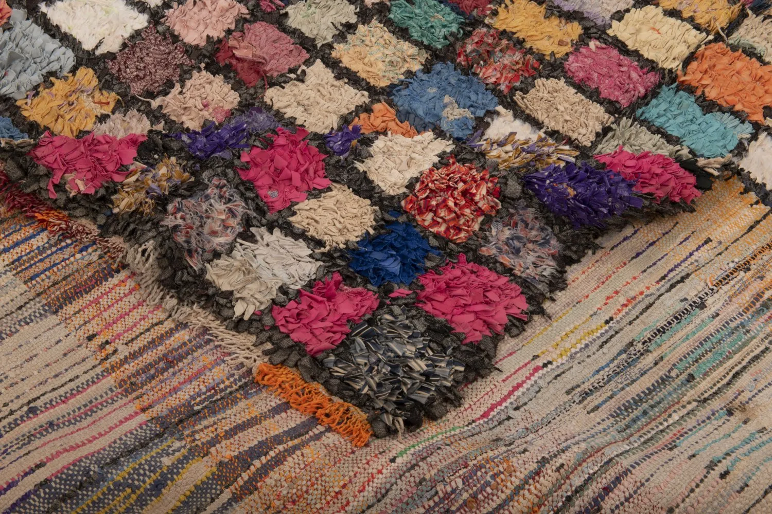 Berberyjskie Dywany Boucherouite Z Maroka 230 x 140 cm