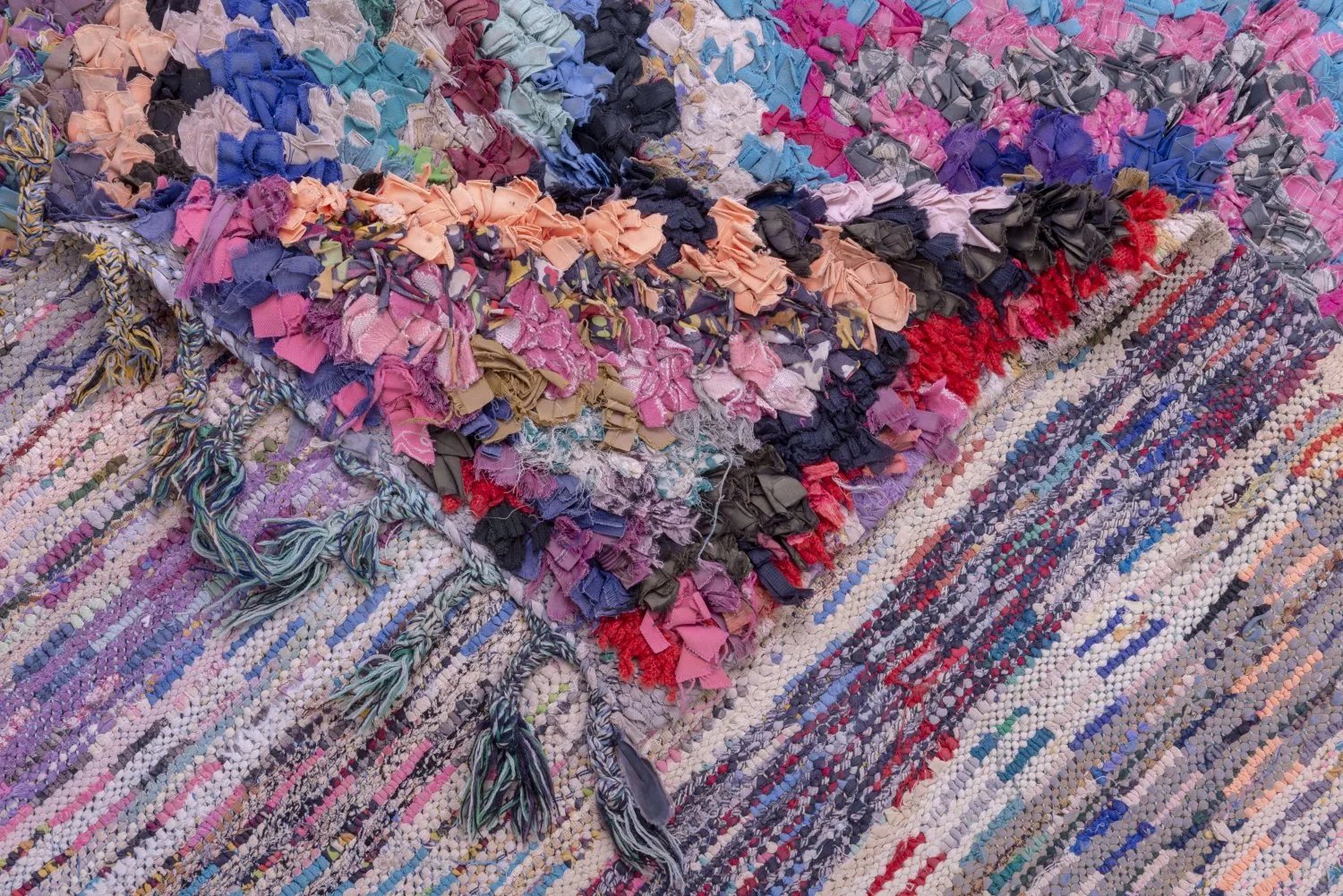 Berberyjskie Dywany Boucherouite Z Maroka 230 x 135 cm