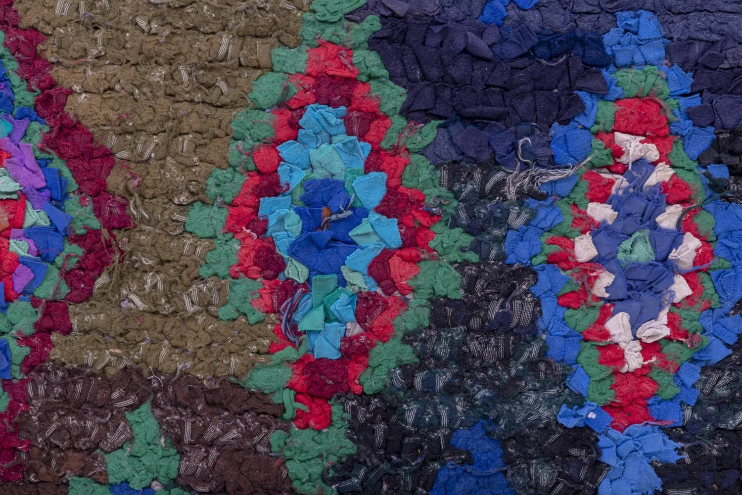 Berberyjskie Dywany Boucherouite Z Maroka 190 x 160 cm