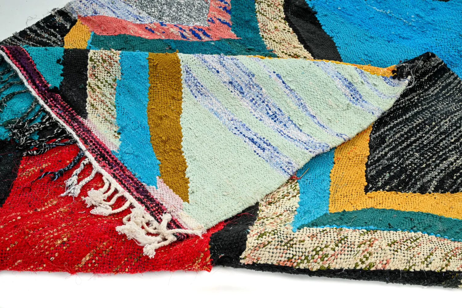 Berberyjskie Dywany Boucherouite Z Maroka 140 x 235 cm