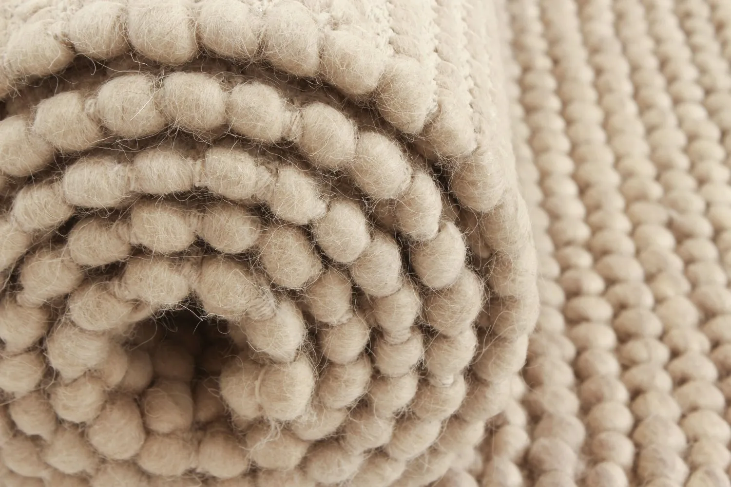 Dywan wełniany - Avafors Wool Bubble (beżowy)