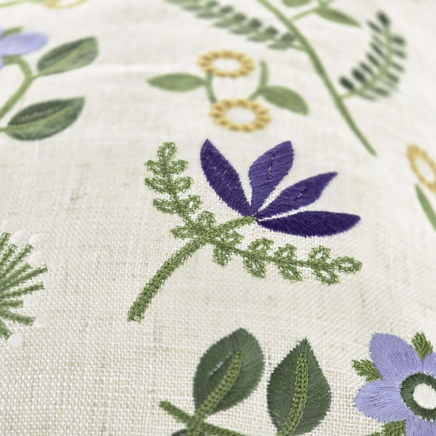 Poszewka na poduszke - Esbo Embroidered Cushion Cover (wielokolorowy)