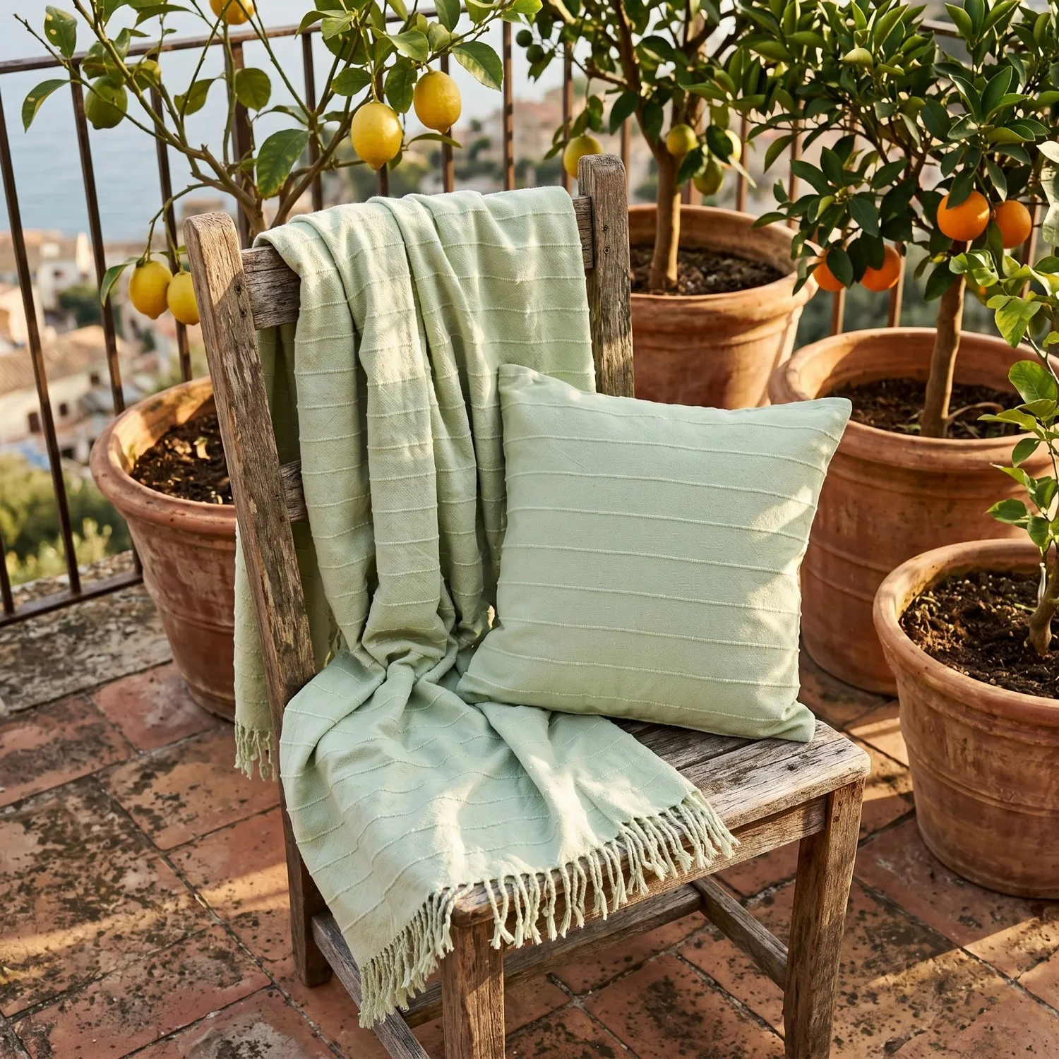 Poszewka na poduszke - Nalani cotton cushion cover (jasnozielony)