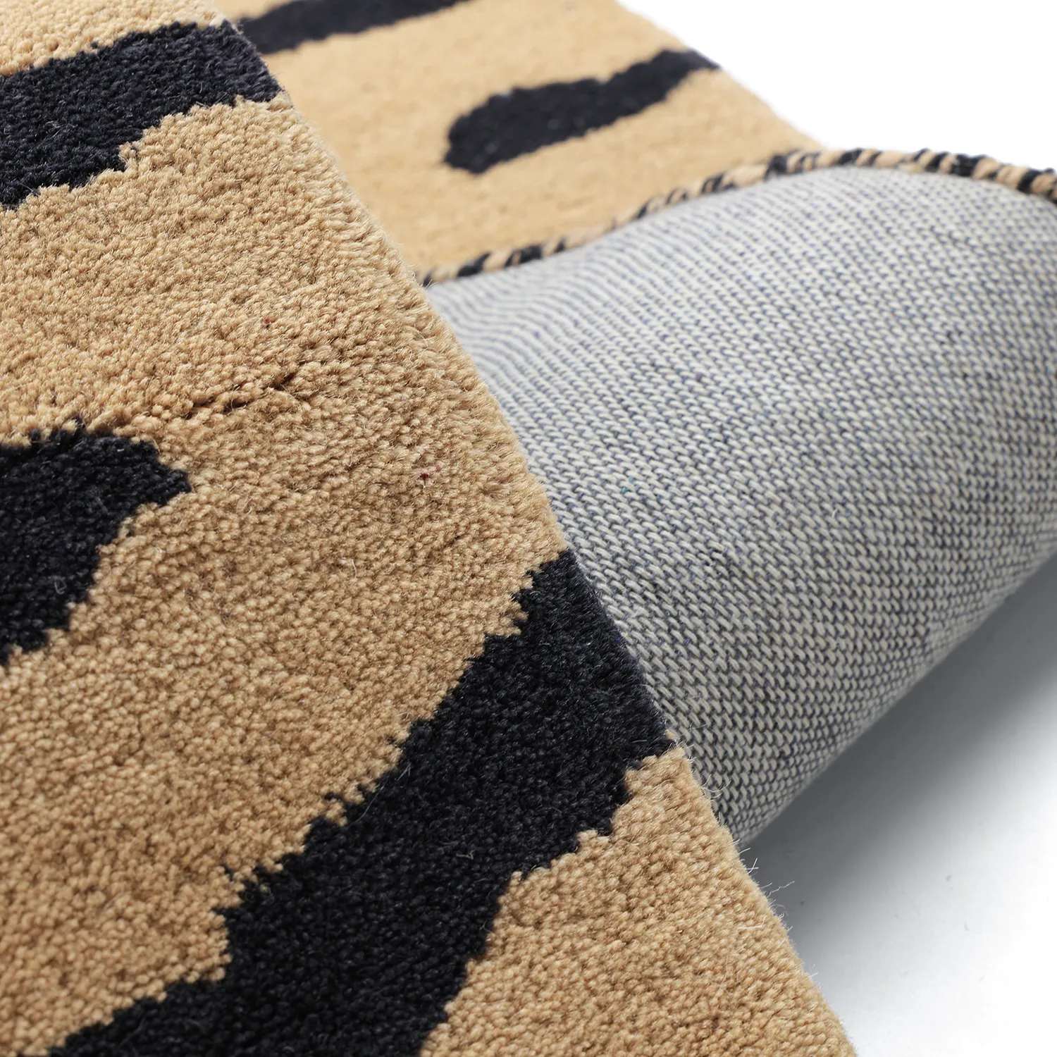 Dywany shaggy - Zebra Tufted Wool Premium (beżowy/czarny)