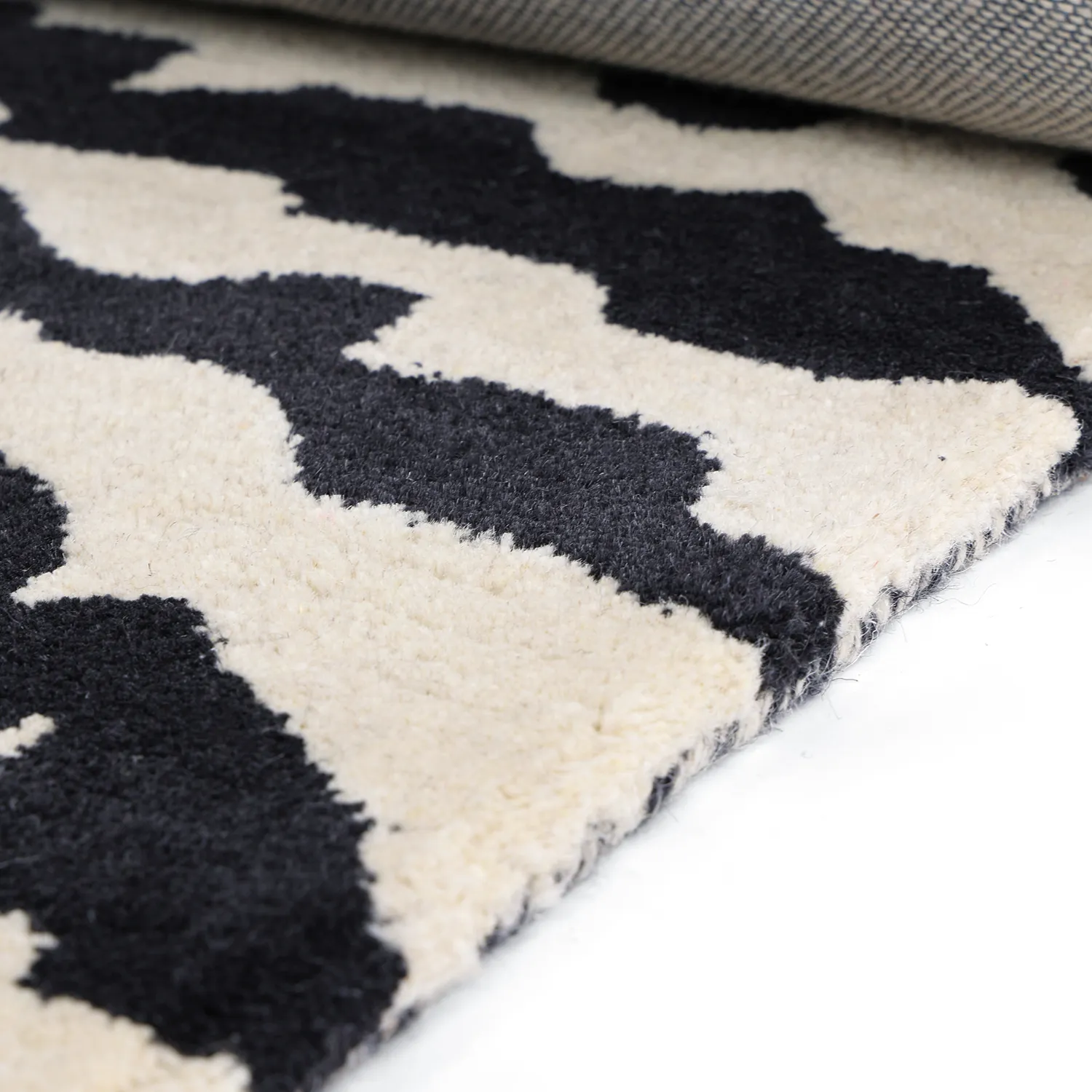 Dywany shaggy - Zebra Tufted Wool Premium (biały/czarny)