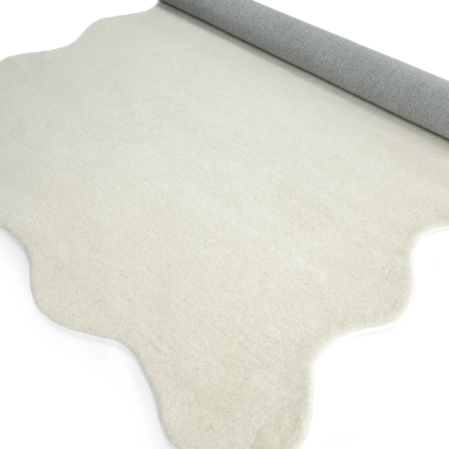 Falisty dywan wełniany - Diu Hand Tufted Wool Premium (biały)